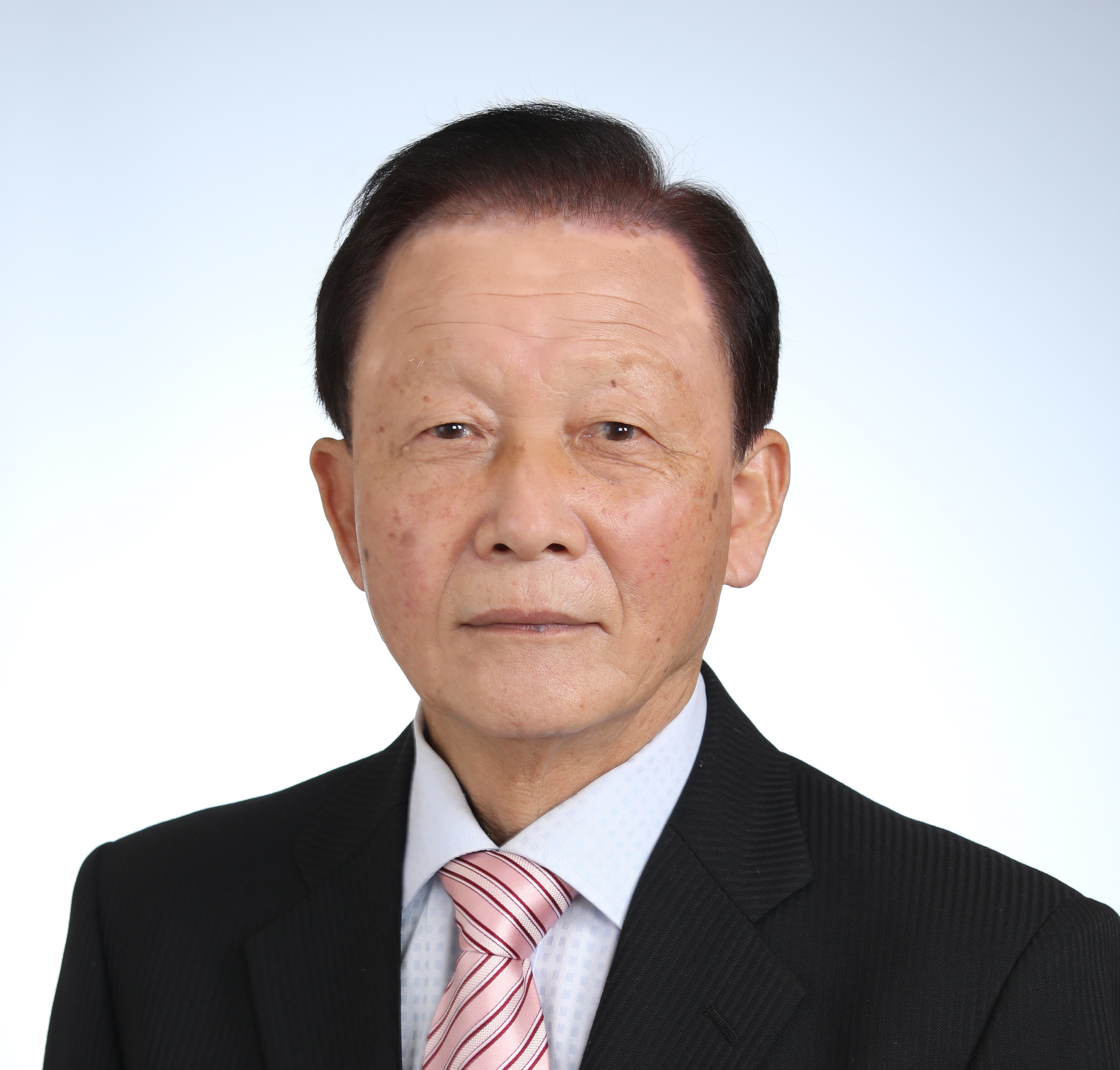 小林　博